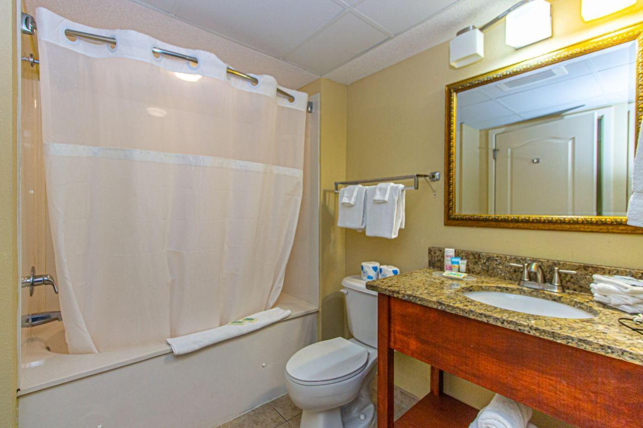 Oceanfront 2 Bedroom Suite With Incredible Views! Carolinian 630 شاطئ ميرتل المظهر الخارجي الصورة